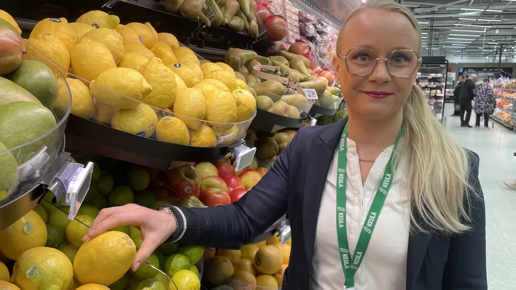 Kirsi Jeskanen aloitti Keulan marketkaupan toimialajohtajana vuosi sitten. Kuva: Janne Rantanen